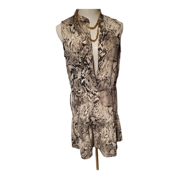 Dex Dresses & Skirts - NWT Dex Clothing Snake Print light dress size XS